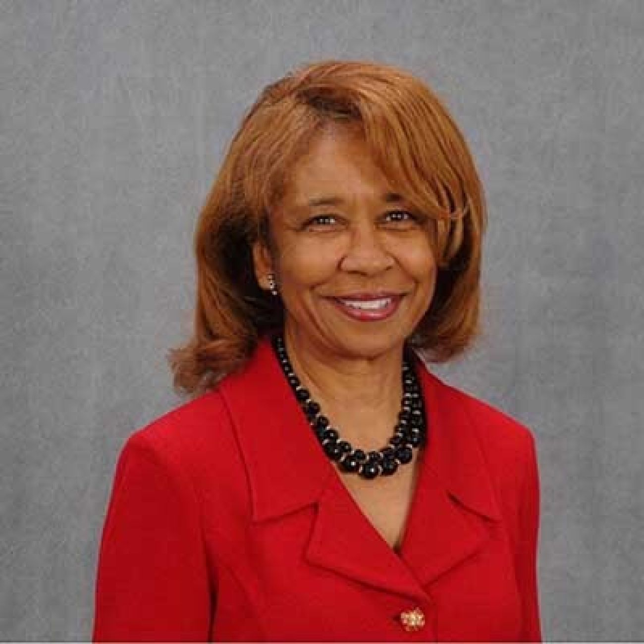 Paula Cunningham headshot.