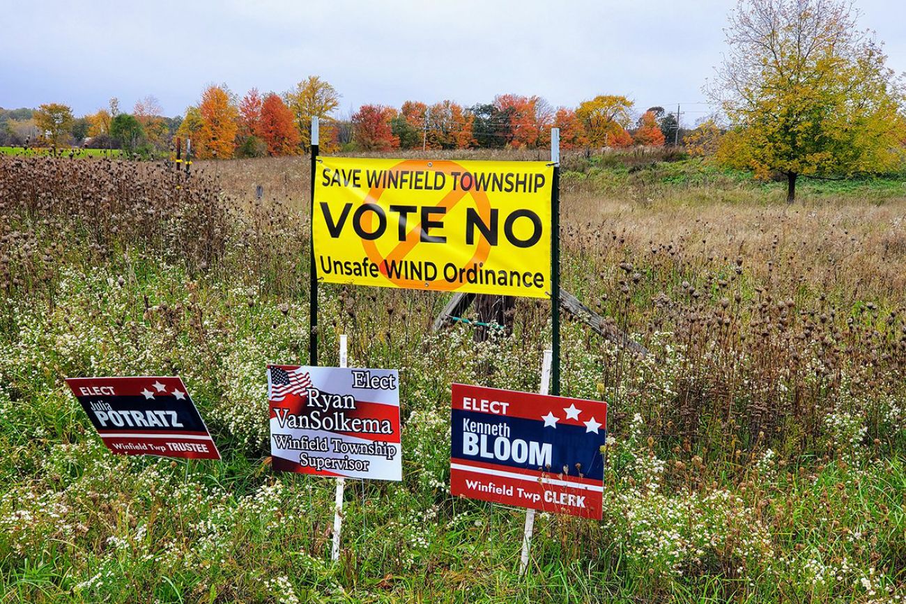 anti wind tribine sign