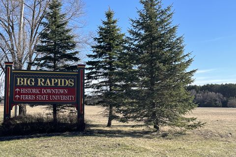 Big Rapids sign