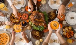 Thanksgiving table